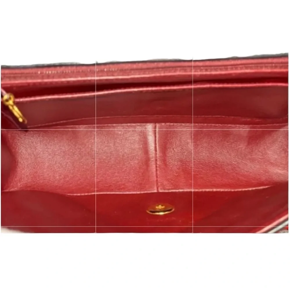 CHANEL DIANA 25 Single Flap Quilted Logo Lambskin Chain Bag - Picture 11 of 13